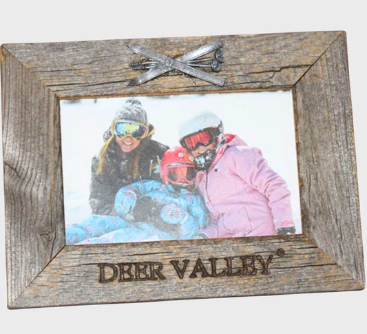 Cabin Wood Skis Frame: 4"x6"